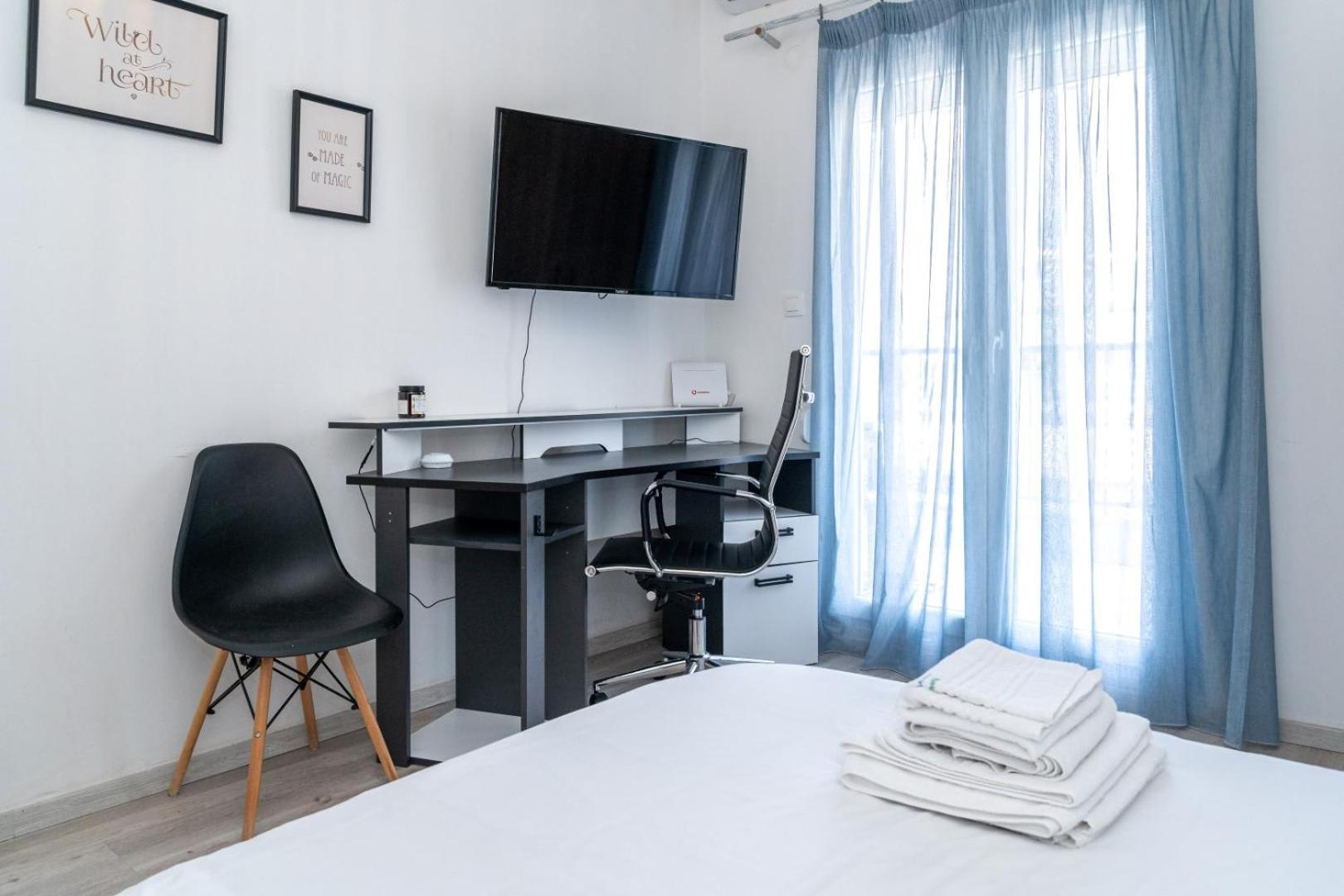 Kosmos Service Apartment Near Turkish Consulat And Saint Dimitrious Church With Additional Cost Parking Thessalonique Extérieur photo