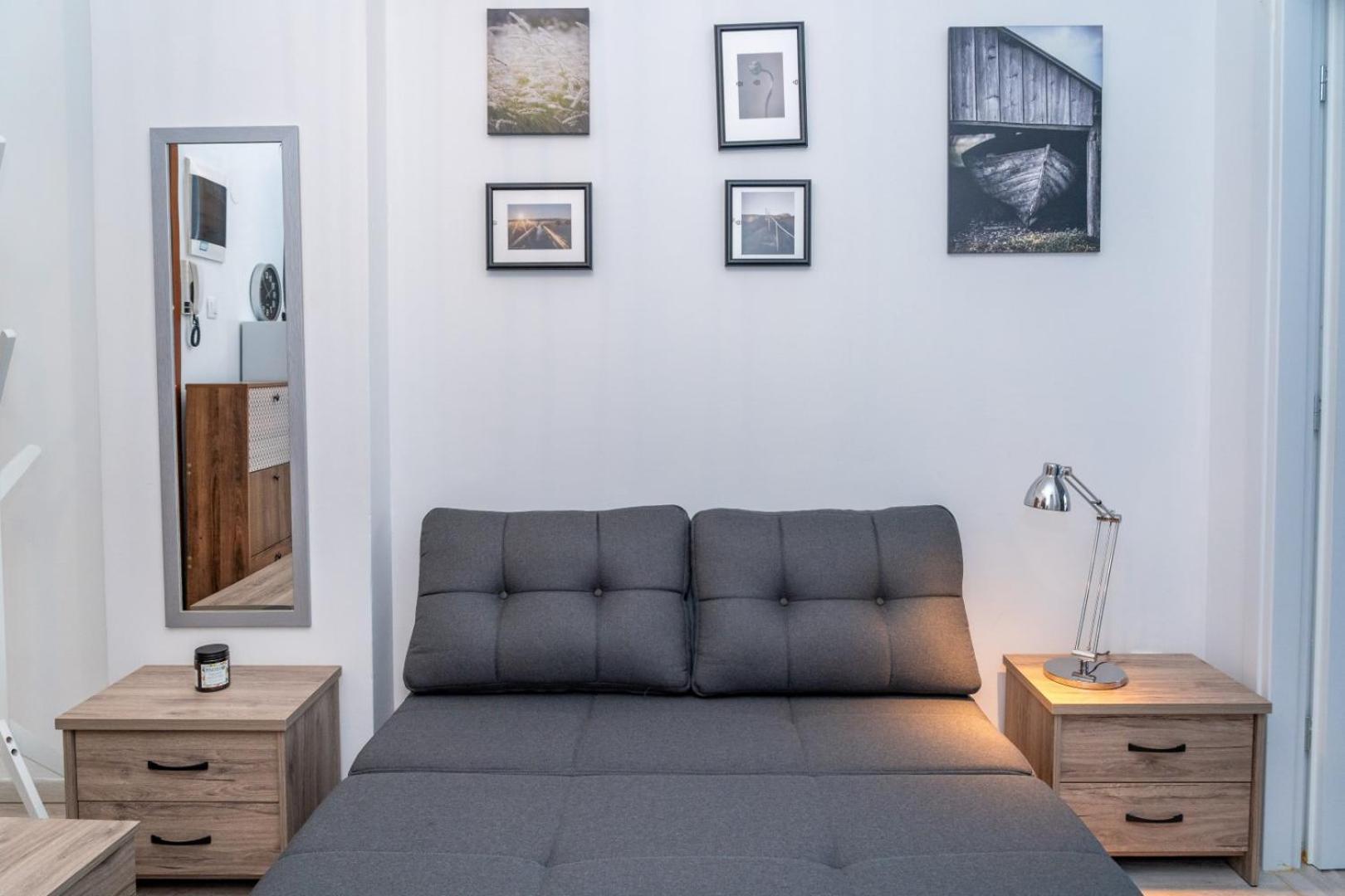 Kosmos Service Apartment Near Turkish Consulat And Saint Dimitrious Church With Additional Cost Parking Thessalonique Extérieur photo