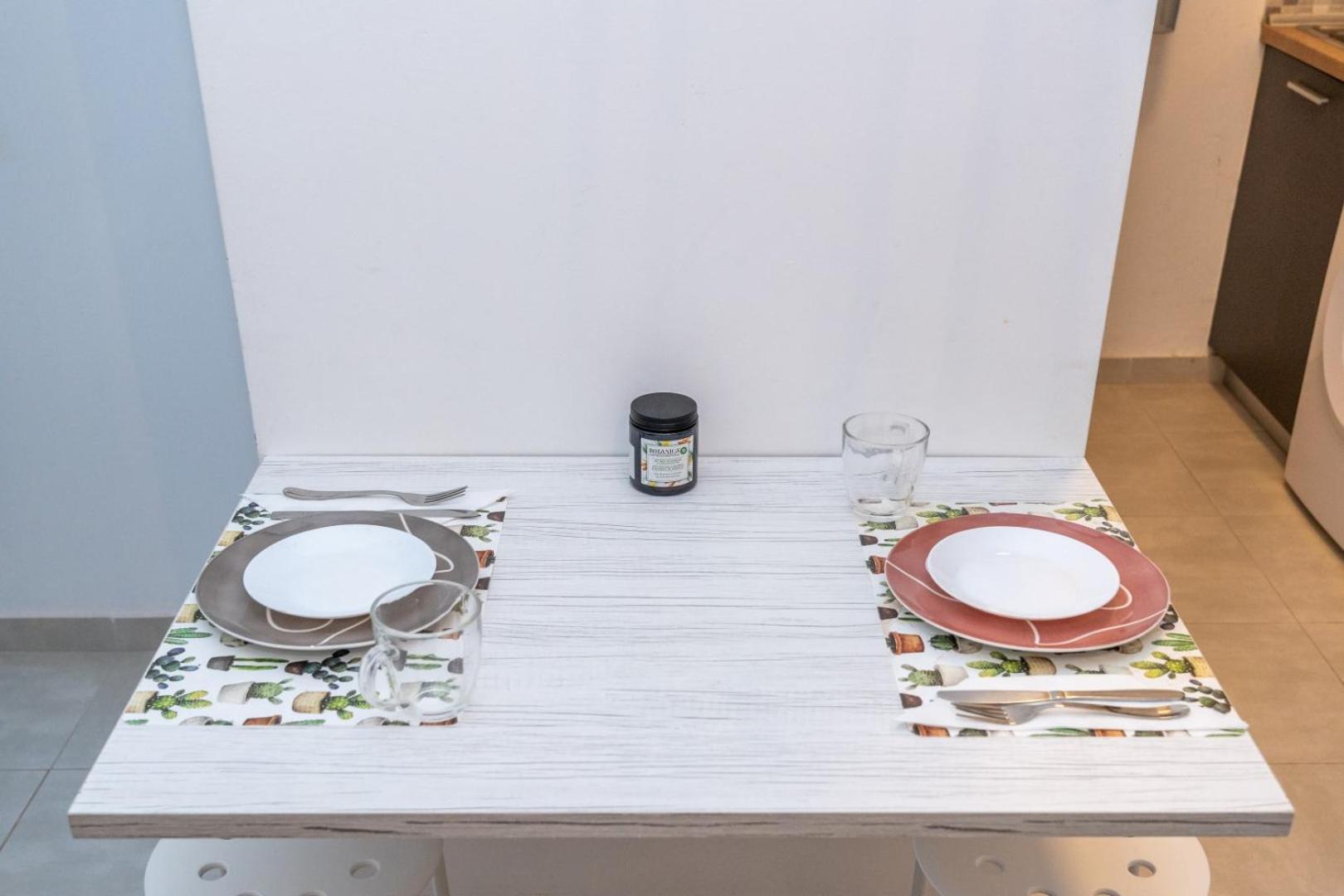 Kosmos Service Apartment Near Turkish Consulat And Saint Dimitrious Church With Additional Cost Parking Thessalonique Extérieur photo