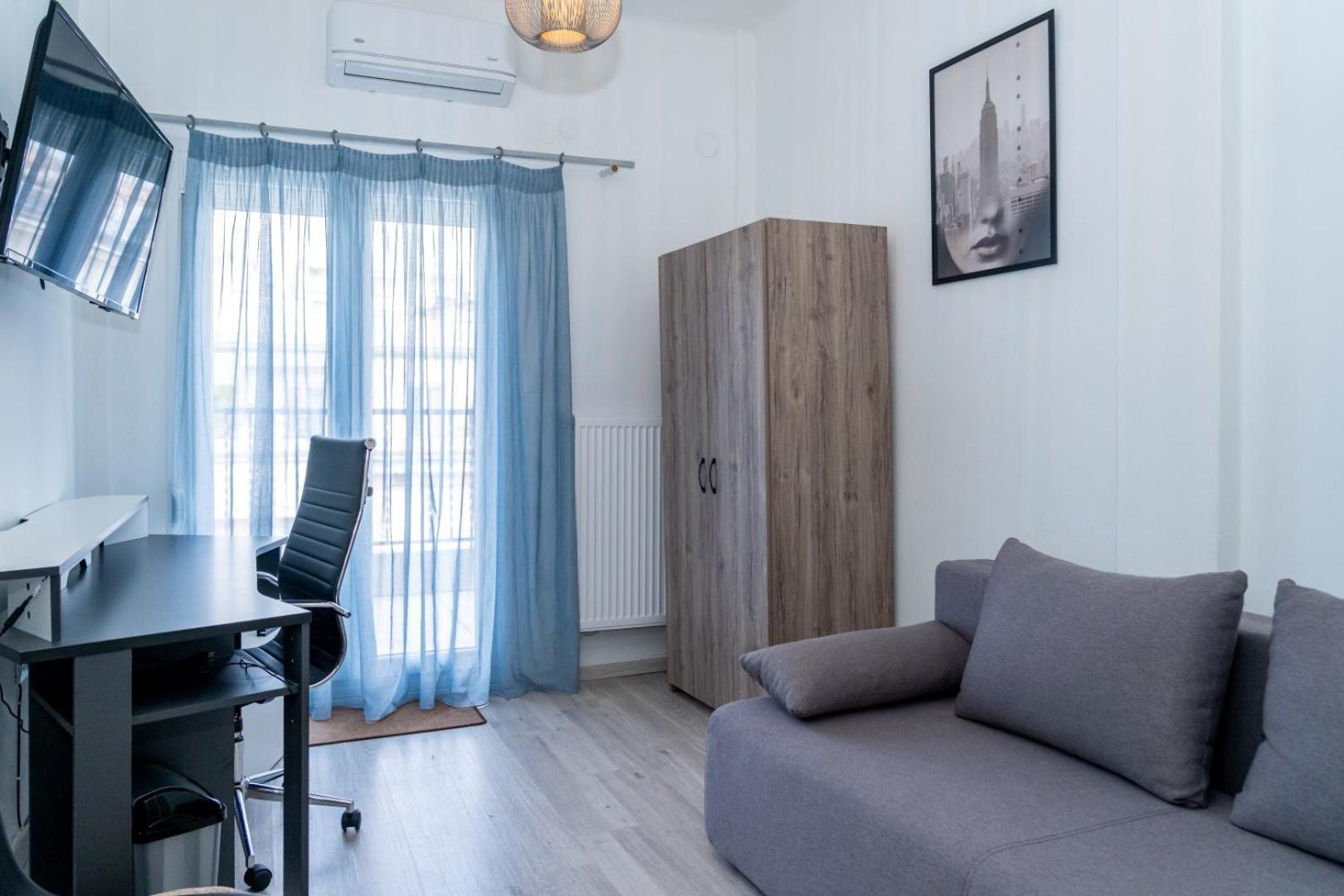 Kosmos Service Apartment Near Turkish Consulat And Saint Dimitrious Church With Additional Cost Parking Thessalonique Extérieur photo