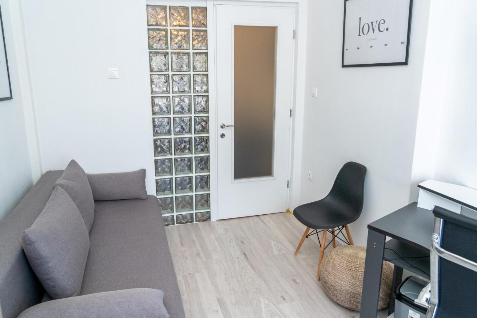 Kosmos Service Apartment Near Turkish Consulat And Saint Dimitrious Church With Additional Cost Parking Thessalonique Extérieur photo
