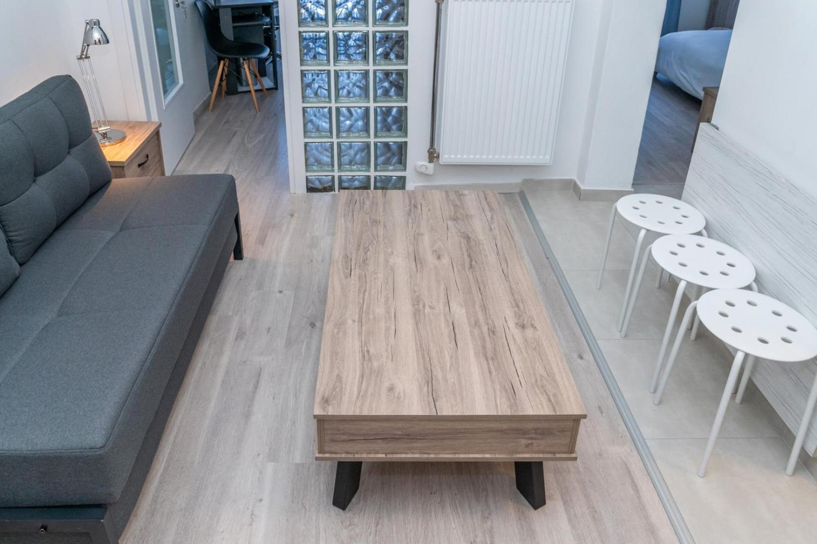 Kosmos Service Apartment Near Turkish Consulat And Saint Dimitrious Church With Additional Cost Parking Thessalonique Extérieur photo